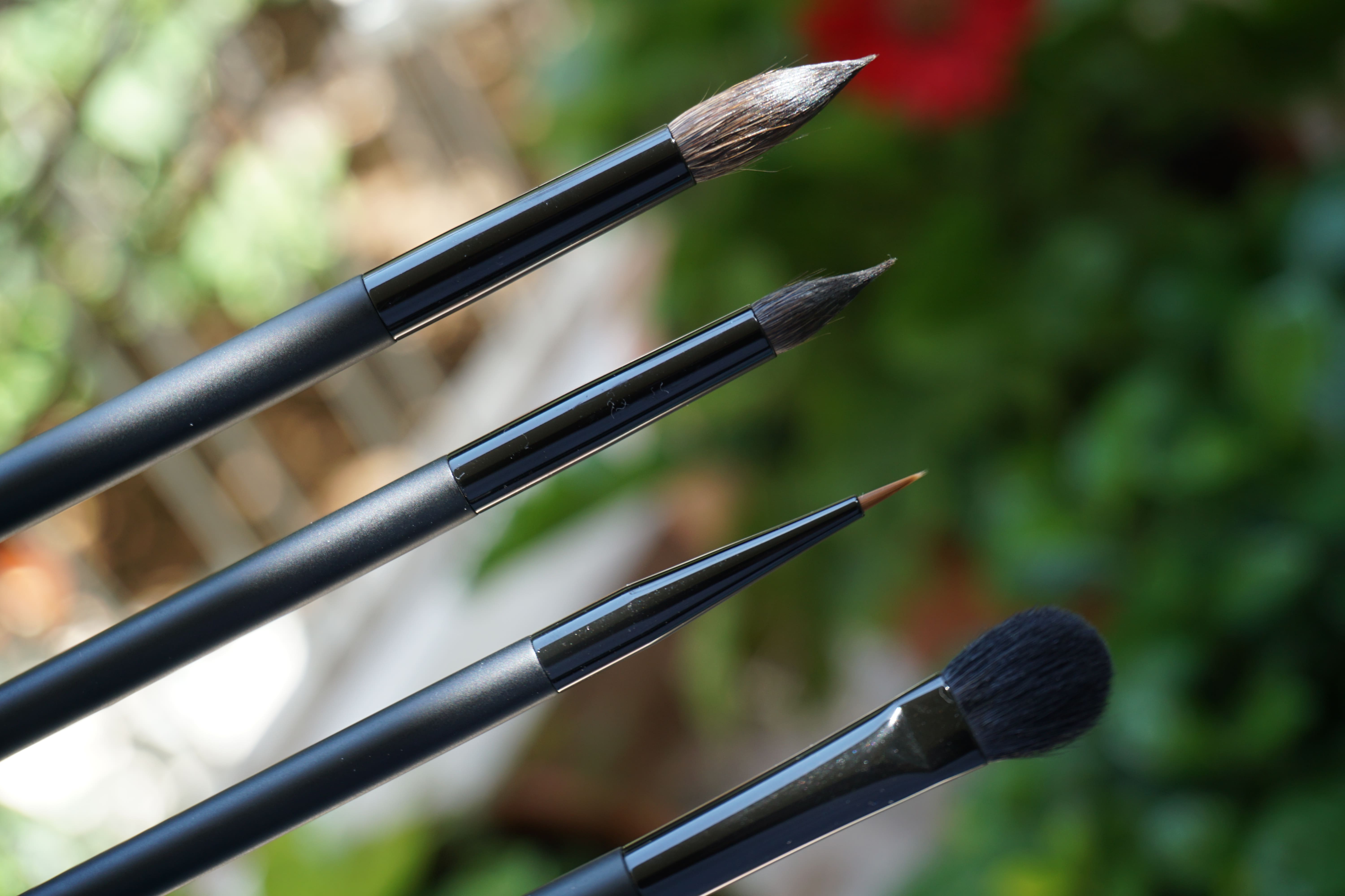 Rae Morris Brushes Unboxed