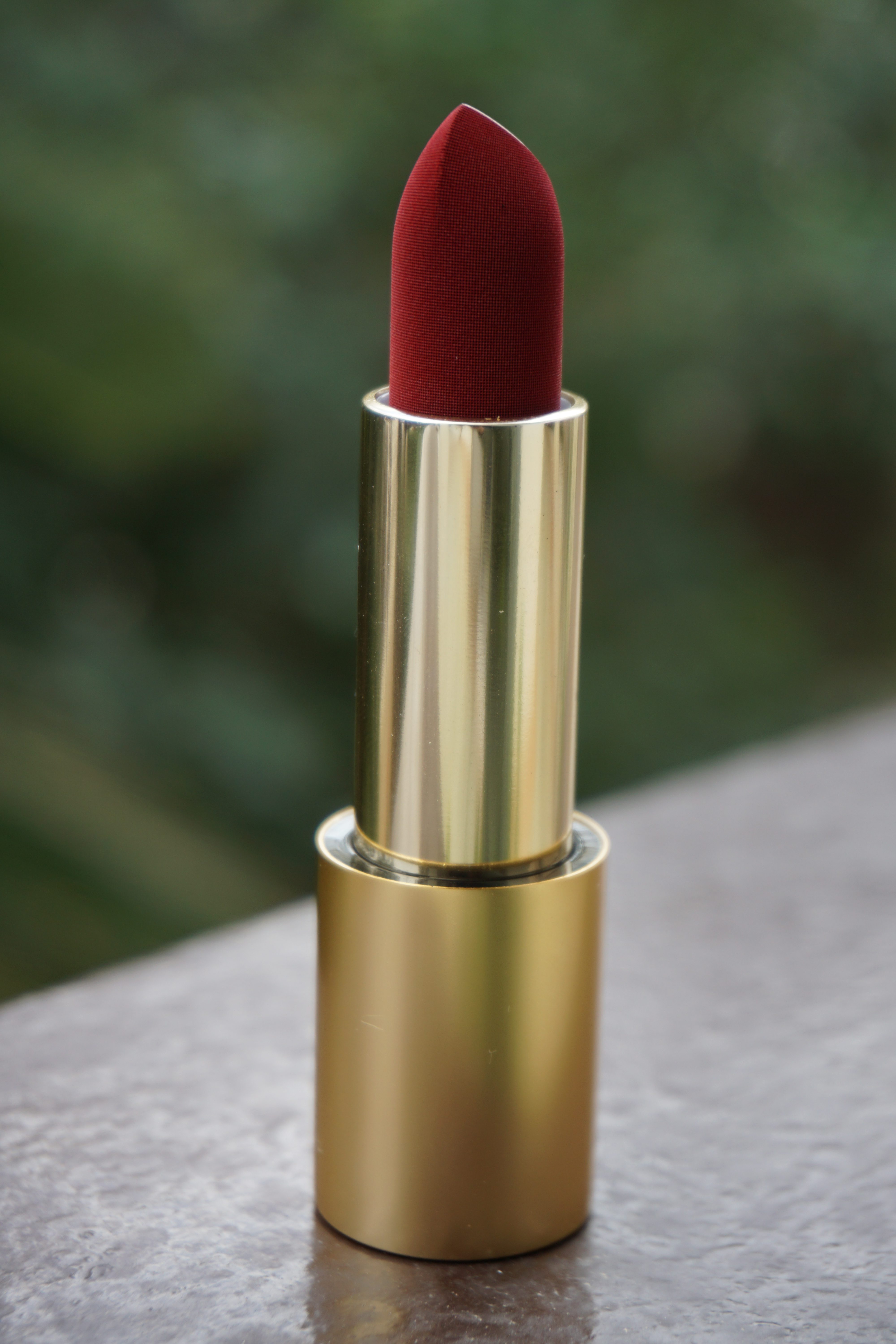 Velvet Jazz Lisa Eldridge Bullet