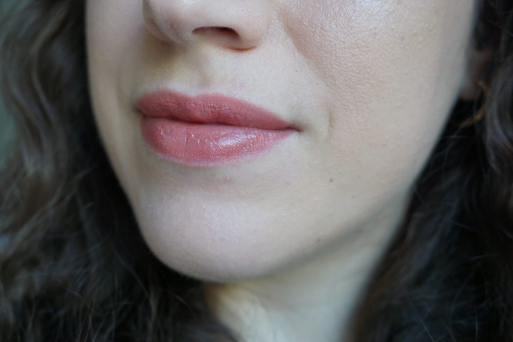 Lisa Eldridge Lucent lipstick in Kitten MIschief