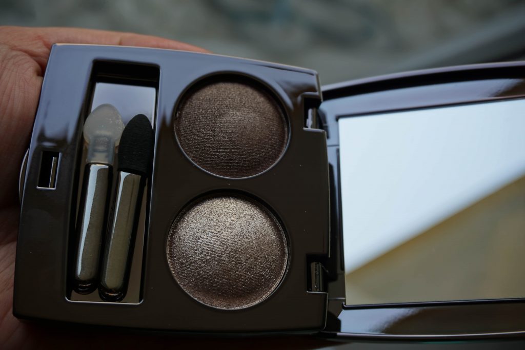 Chantecaille Tibet Eyeshadow duo 2